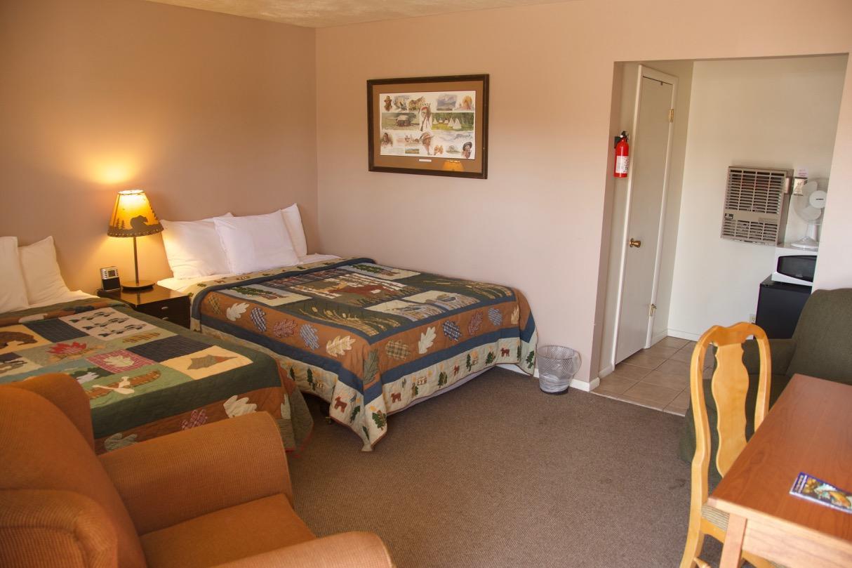 Yellowstone Holiday Motel 웨스트 엘로스톤 외부 사진