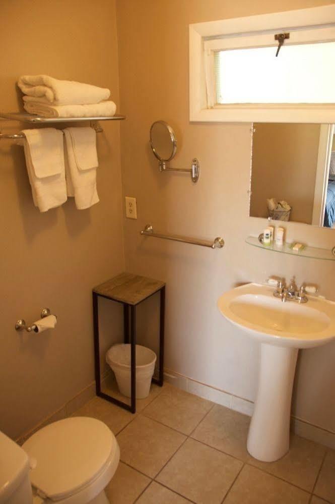 Yellowstone Holiday Motel 웨스트 엘로스톤 외부 사진